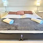 Szent Orban Panzio - Kutyabarat Guest house