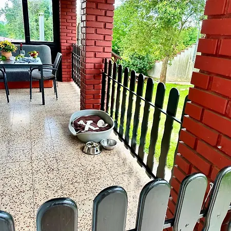 Szent Orban Panzio - Kutyabarat Penzion 4*