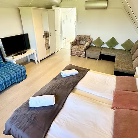 Guest house Szent Orban Panzio - Kutyabarat *