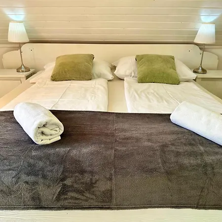 Szent Orban Panzio - Kutyabarat Guest house Zalakaros