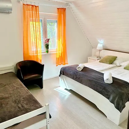 Maison d'hôtes Szent Orban Panzio - Kutyabarat