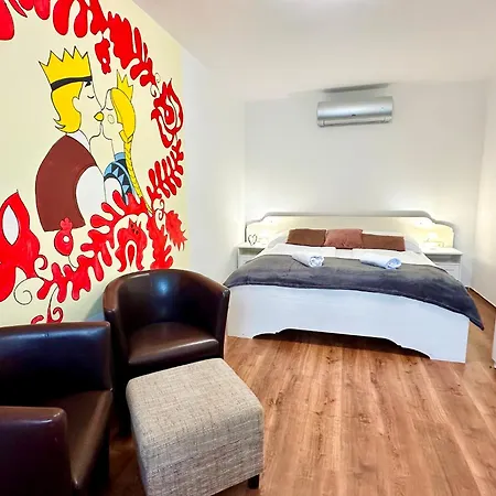 Szent Orban Panzio - Kutyabarat Guest house
