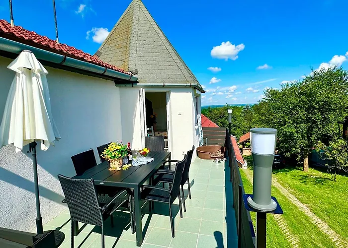 Szent Orban Panzio - Kutyabarat זלקרוס