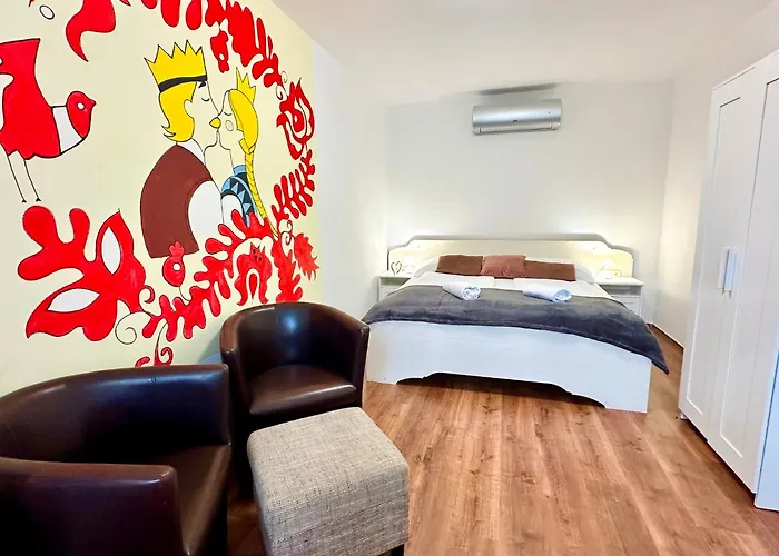 Szent Orban Panzio - Kutyabarat בית הארחה