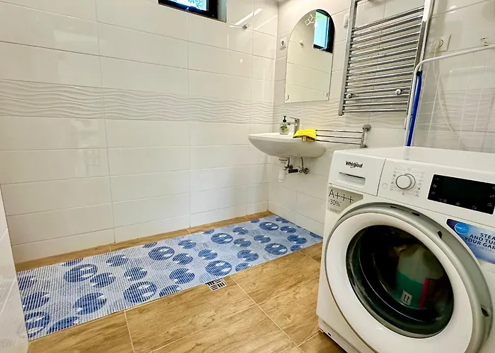 Szent Orban Panzio - Kutyabarat Konukevi 4*